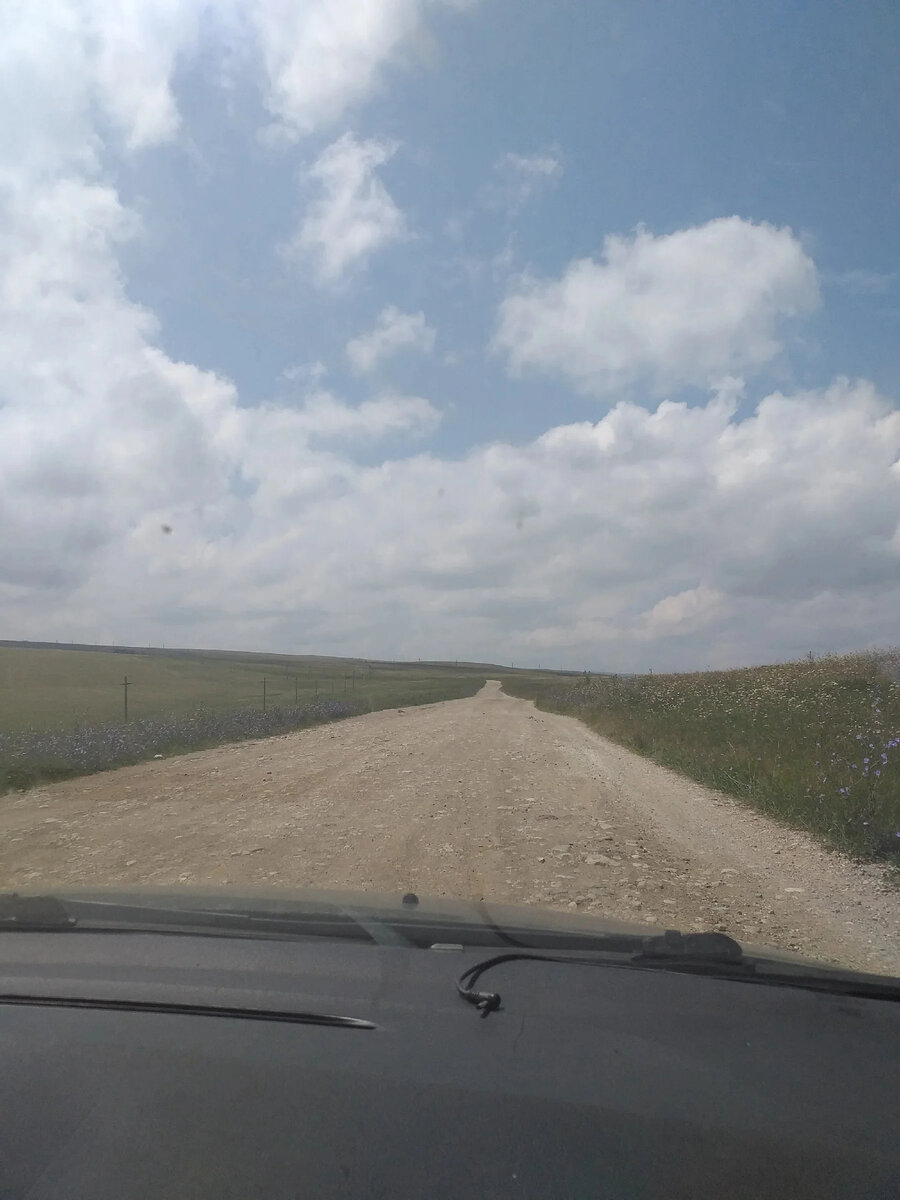 Дорога от Учкекена к плато Бермамыт. Фото автора