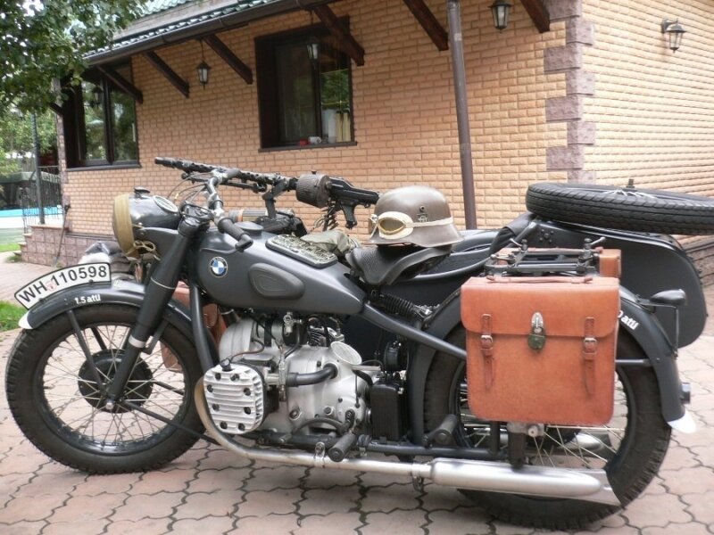 BMW R-71  