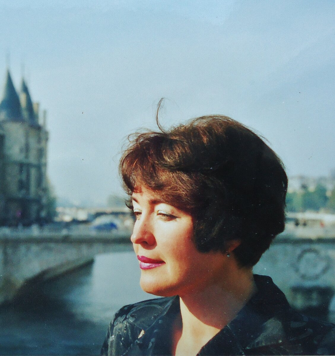 Марина Несынова в Париже