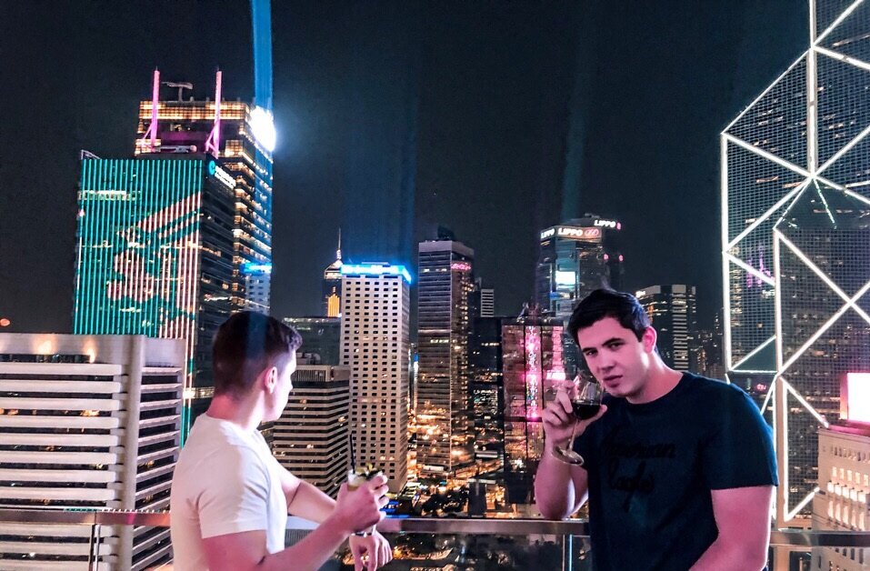 Миллионеры думают о новом "проекте"