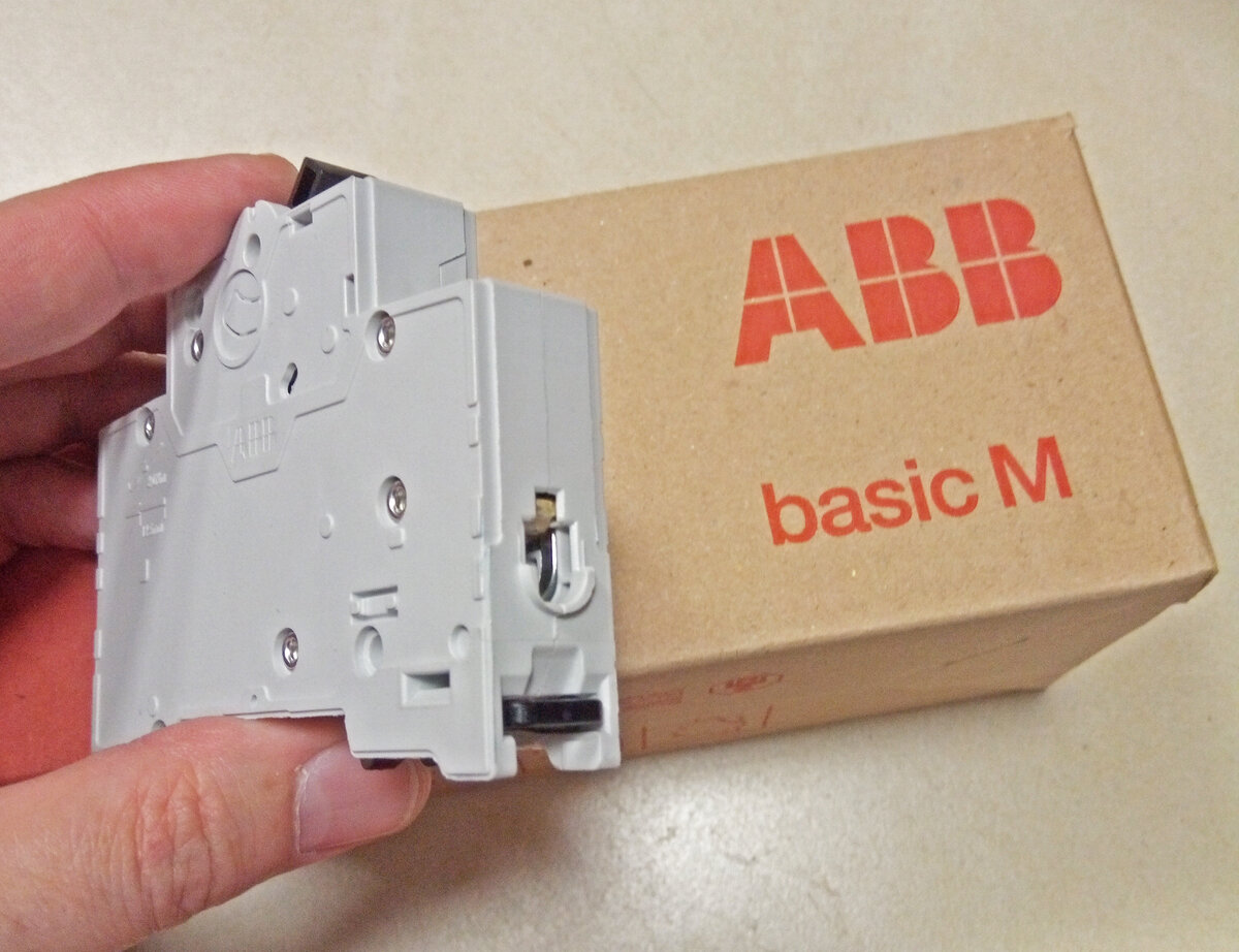Автомат ABB Basic M