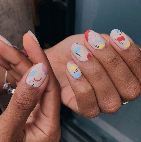 Источник фото:  https://www.instagram.com/yeswhatnails/