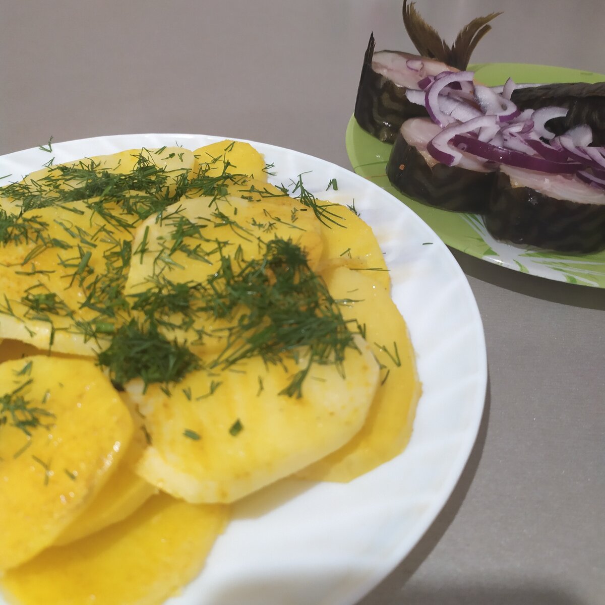 Запечённая картошечка с копчёной рыбкой