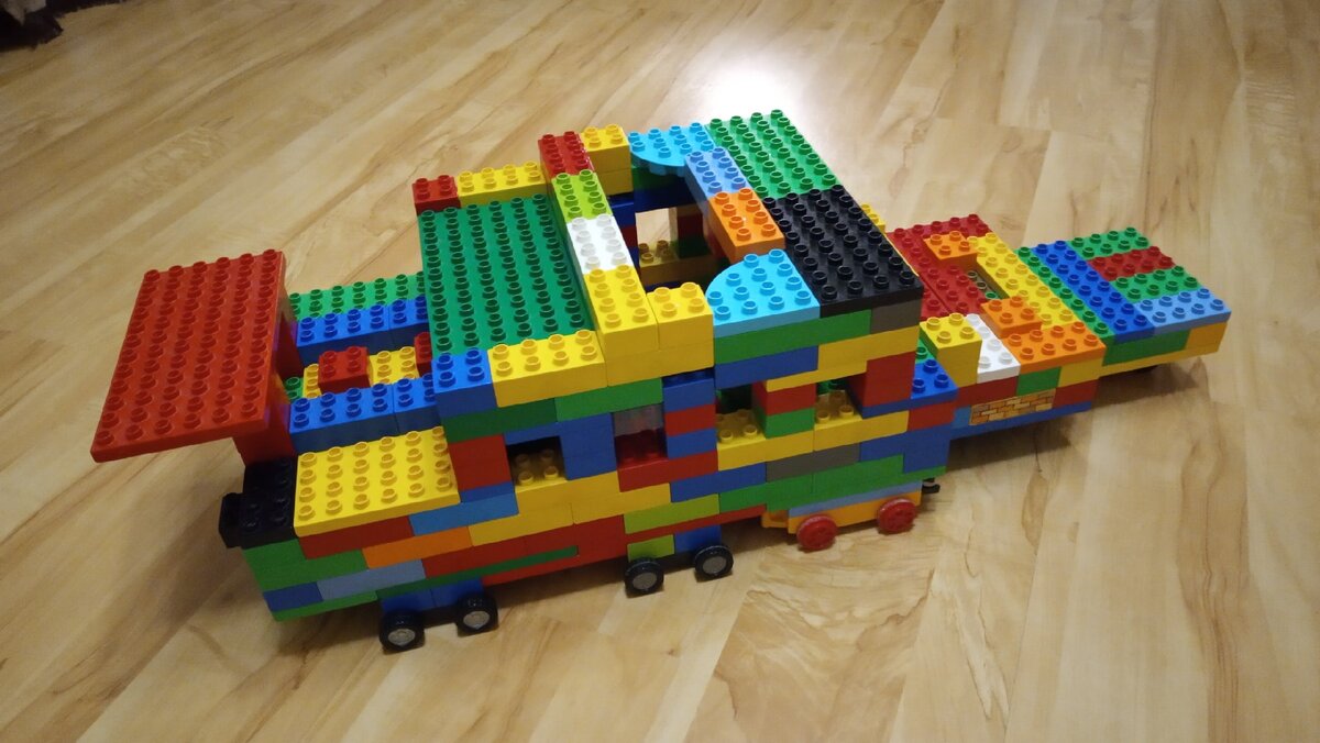 Мега-машина. Вид справа