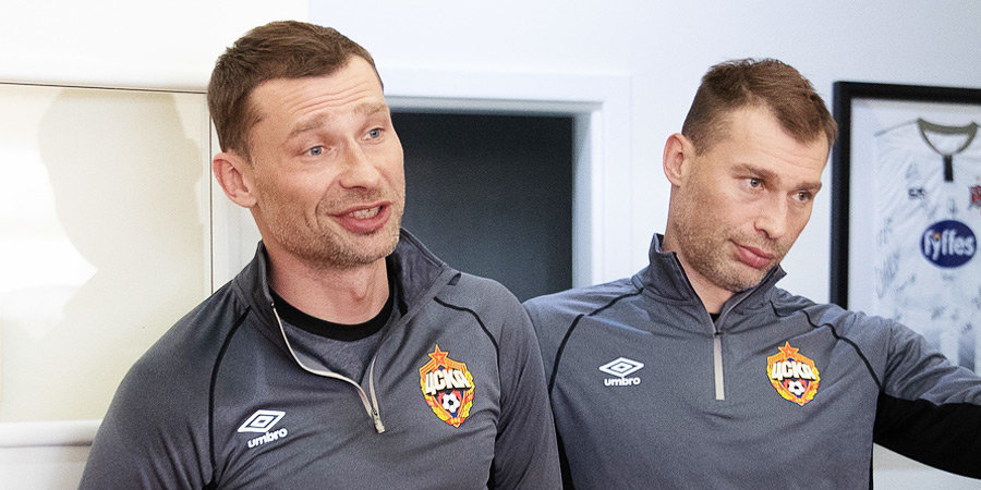 На фото Алексей и Василий Березуцкий