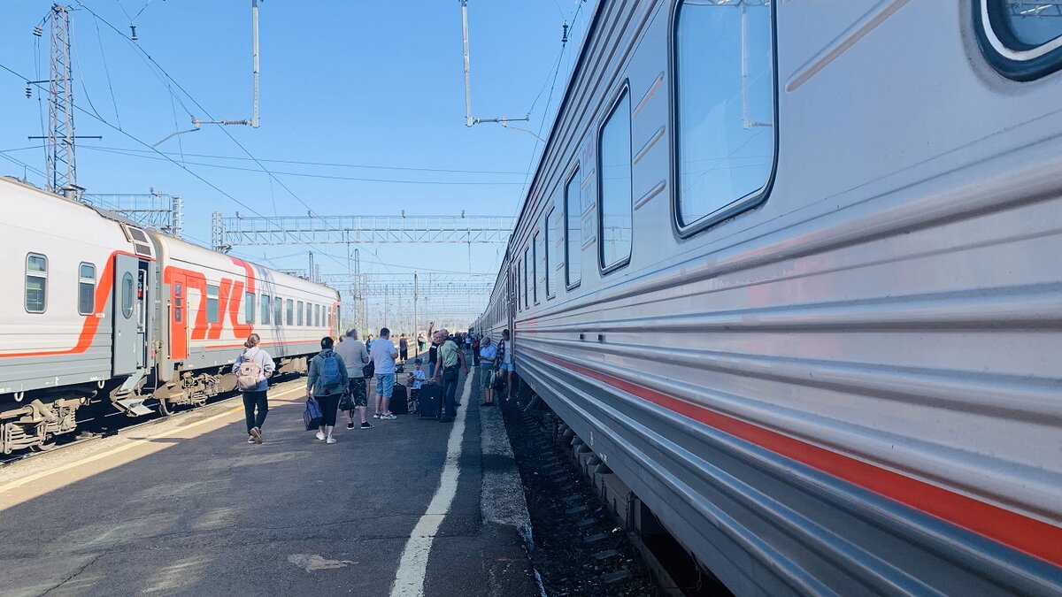 Пассажирский поезд РЖД