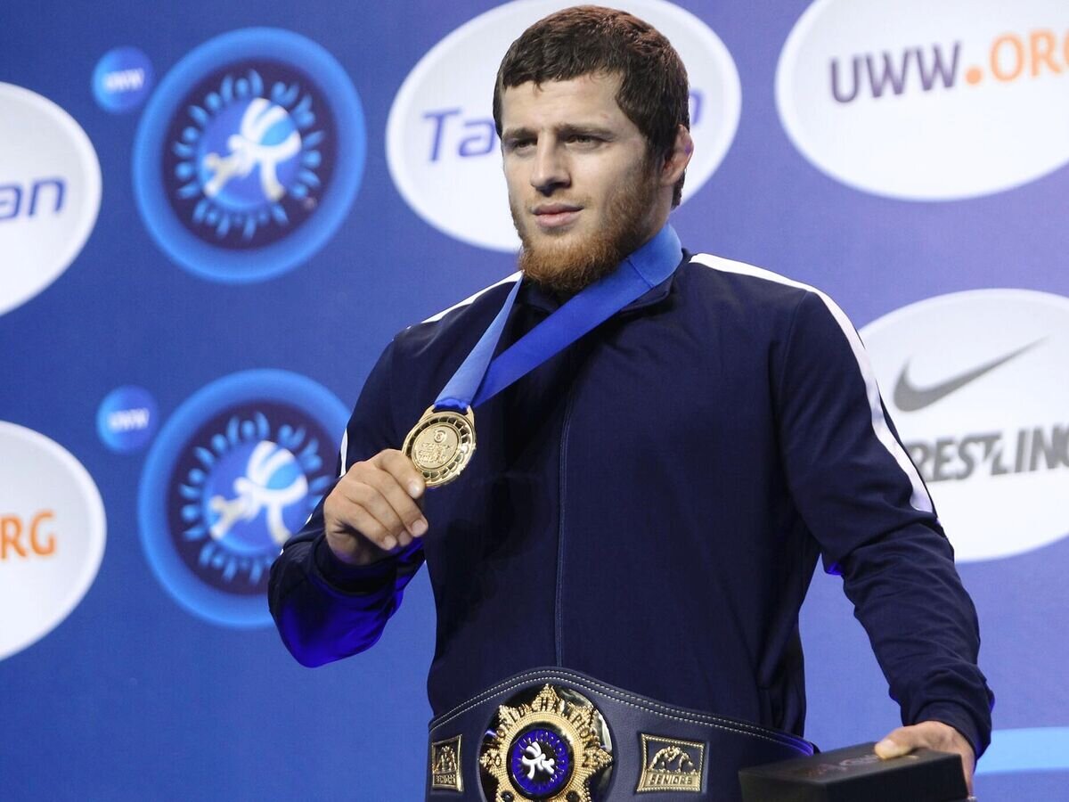    Ахмед Усманов завоевал золото ЧМ по вольной борьбе© РИА Новости / Александар Джорович