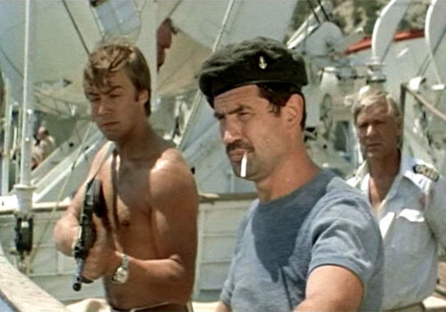 
Художественный популярный советский фильм, снятый в 1979 году режиссёром Борисом Дуровым. Многие кинокритики называют его «первым советским кинобоевиком». Лидер проката 1980 года — его посмотрели около 90 миллионов человек, а к 1990 году число посмотревших достигло примерно 120 миллионов. Самый кассовый (по посещаемости) за всю историю советского и российского кинопроката фильм. Впервые в советском фильме было продемонстрировано искусство боя карате.
Сюжет:
Советское торговое судно захвачено пиратами, экипаж героически противостоит пиратам и побеждает их.