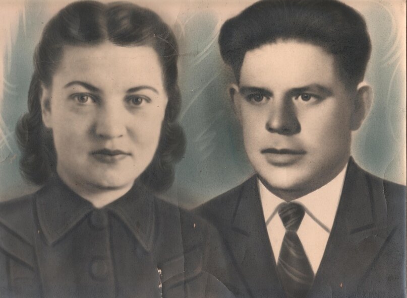 В день свадьбы 21 января 1954 года.