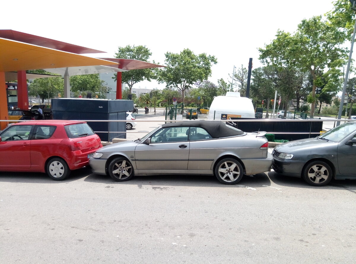 Фото сделано мною в Барселоне (Испания). И таких вариантов много