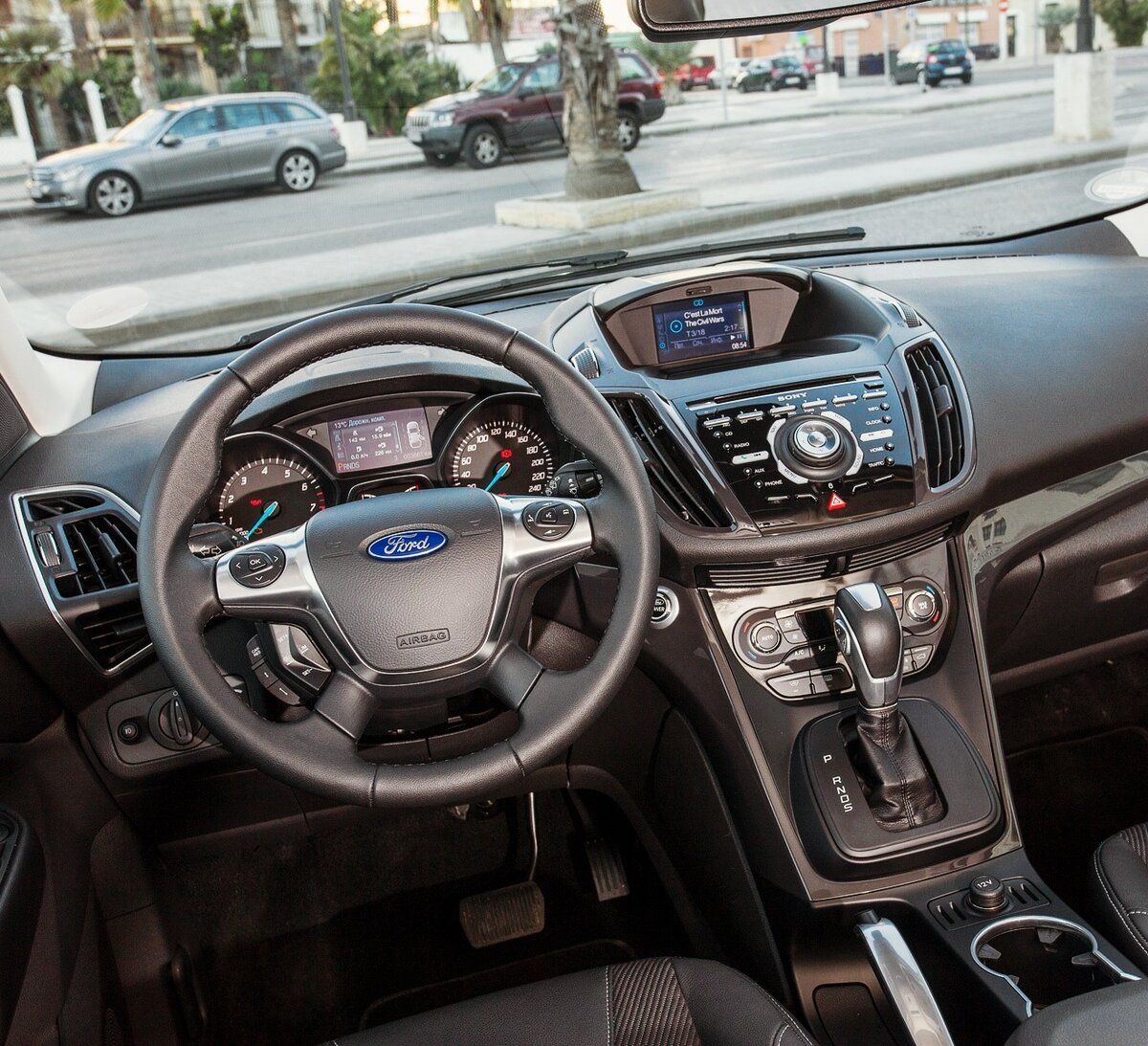 New Ford Kuga Interior фото 11