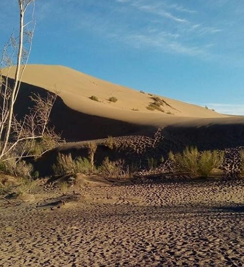 Вид на поющий бархан, Казахстан