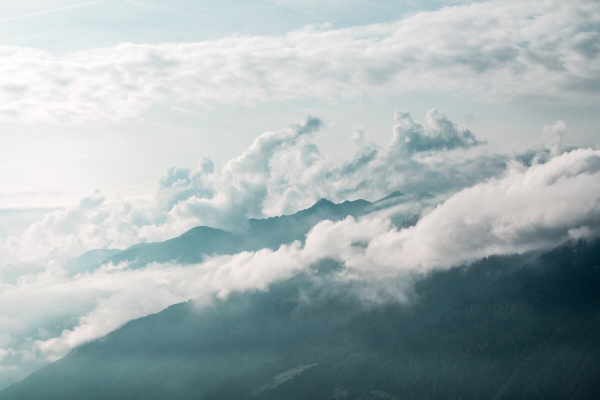 Jakub Kriz / Unsplash