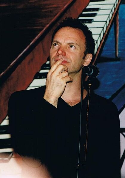 © Iris Edinger. Стинг в 1996 году, во время посещения клуба Bourbon Street в Амстердаме