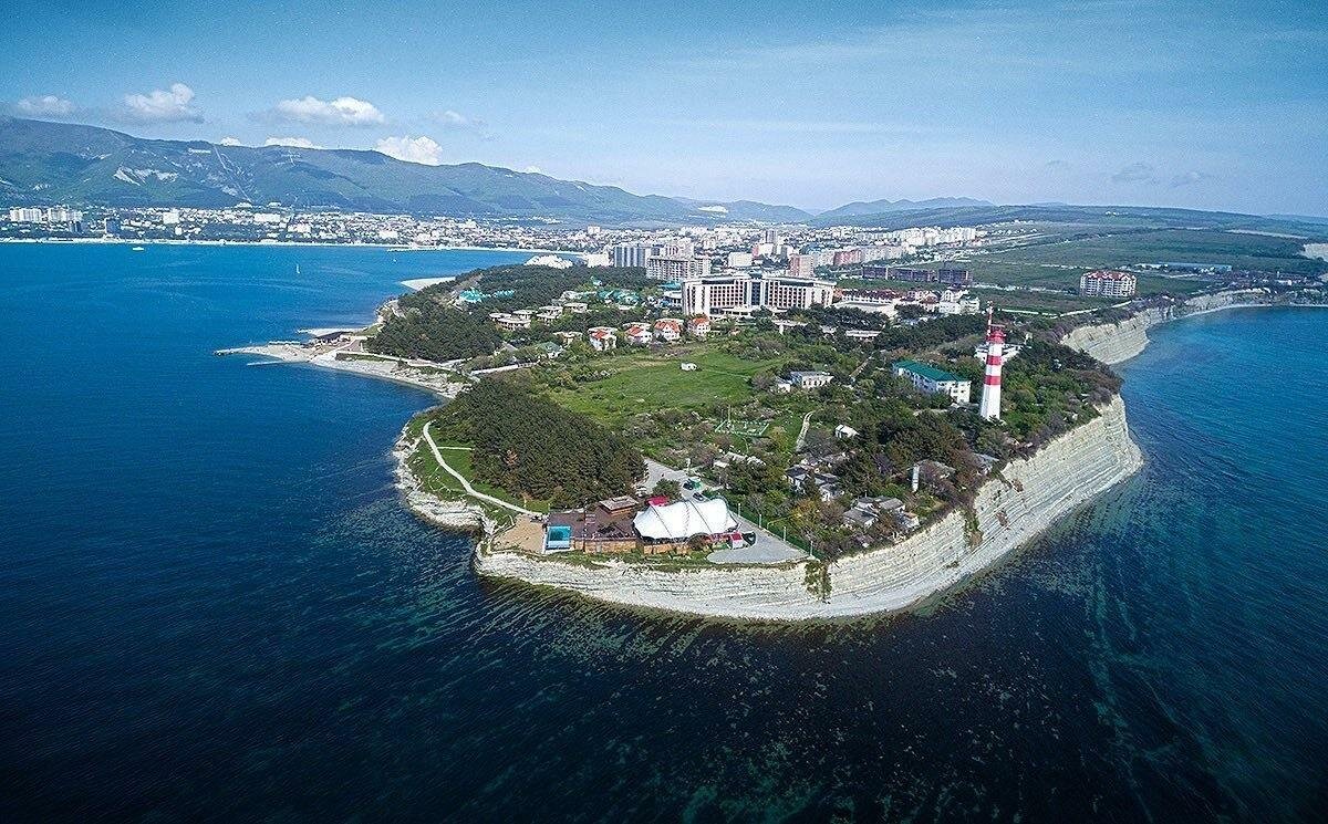 Дворец Геленджик Церковь