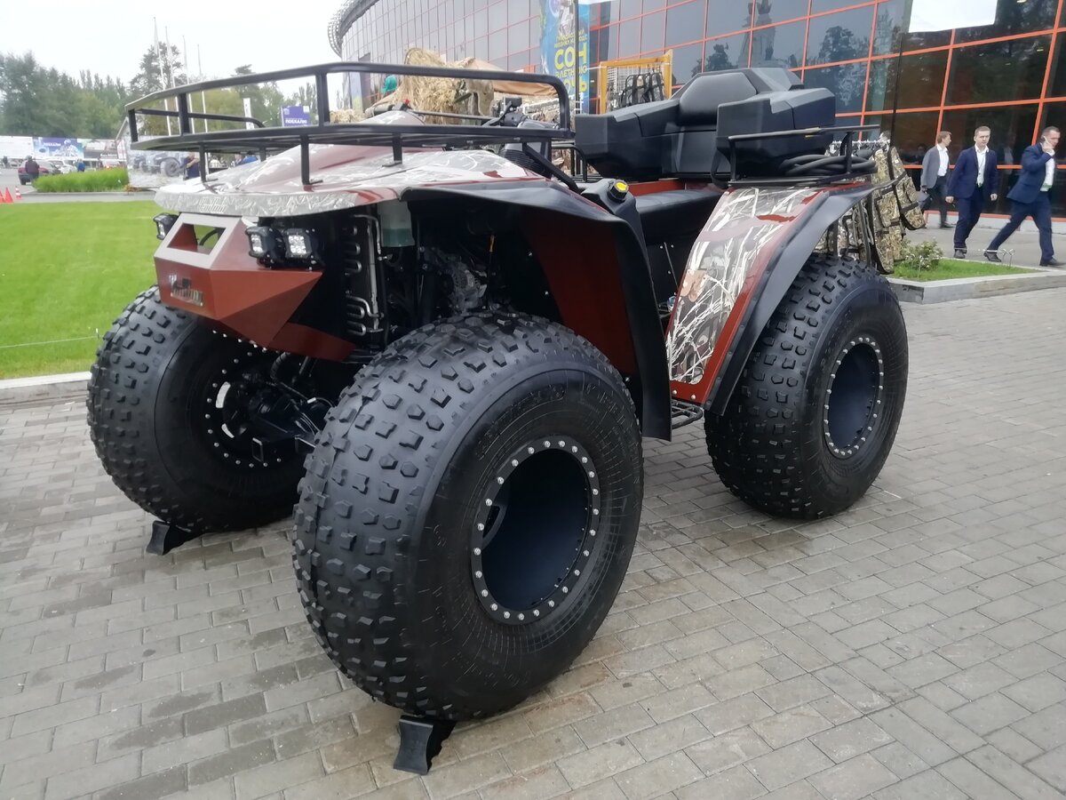 Снегоболотоход квадроцикл Фантом 4x4