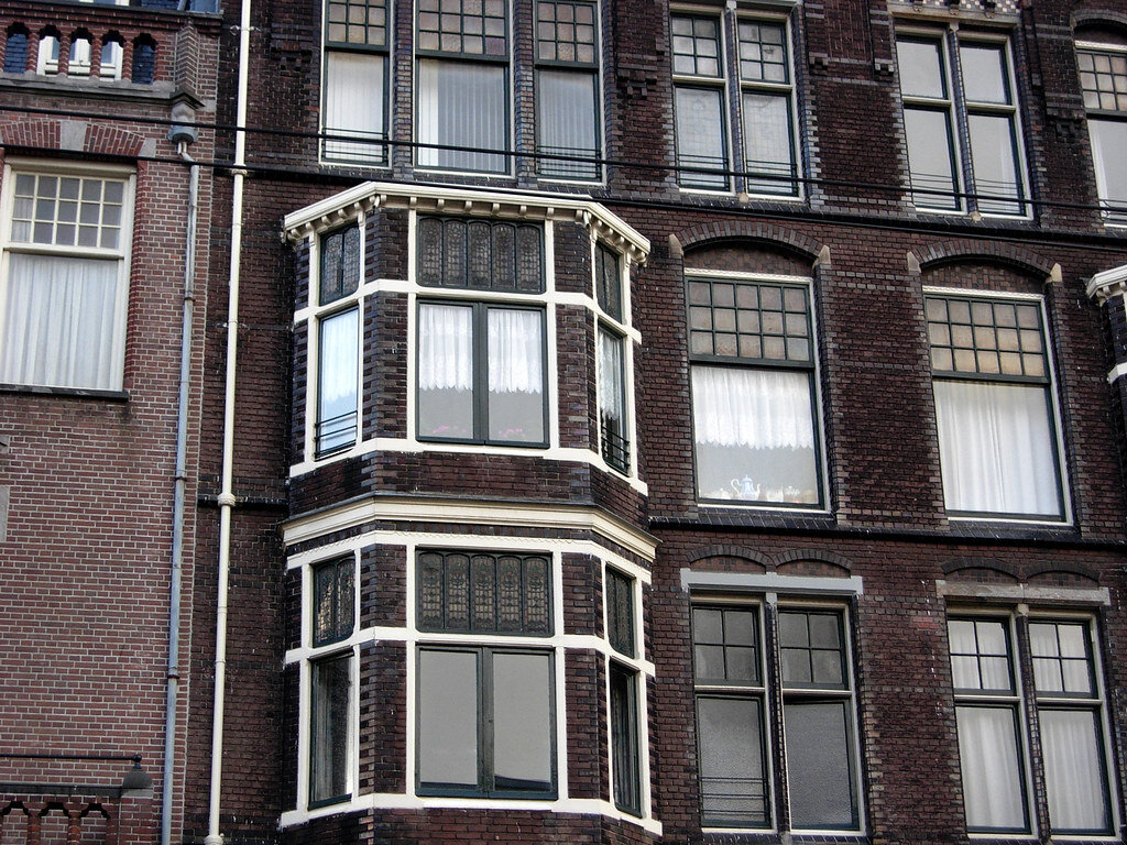 Окна Амстердама