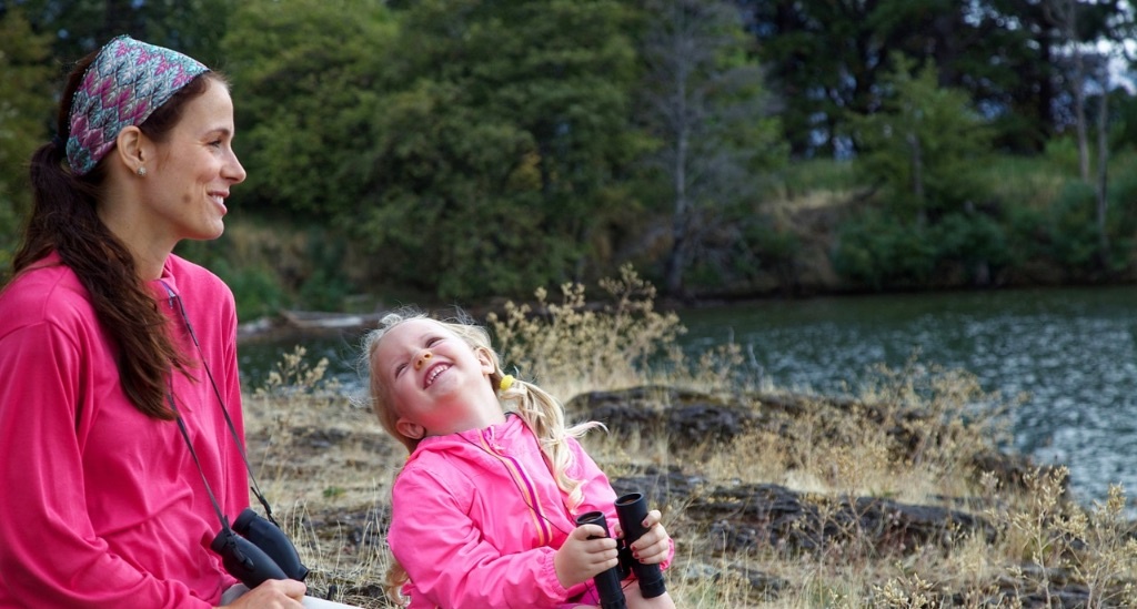 Нам хорошо вместе, а они все плохие и злые