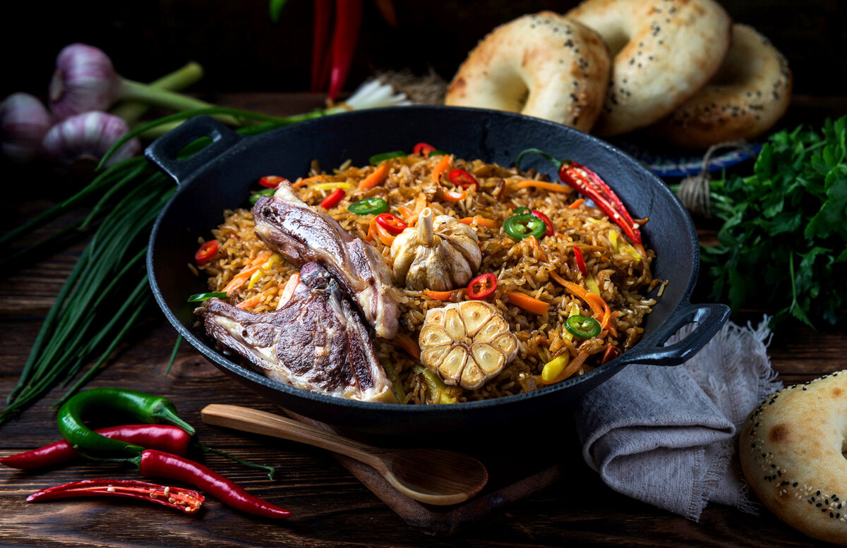 Плов в казане. Источник: for-cheese.ru