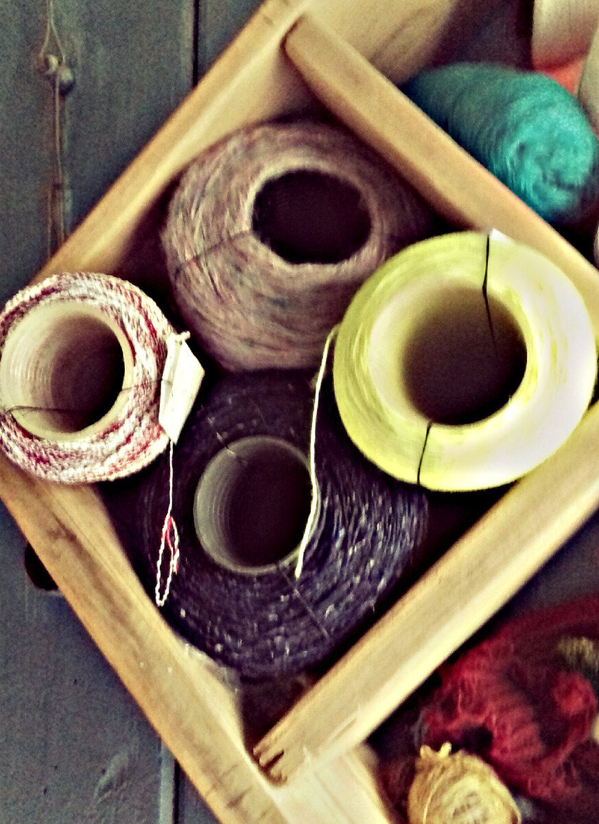 часть моих покупок на полке...