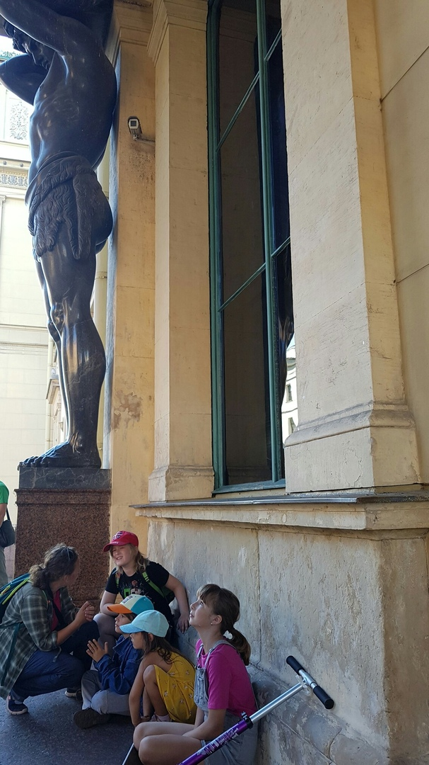 один из Атлантов Ноого