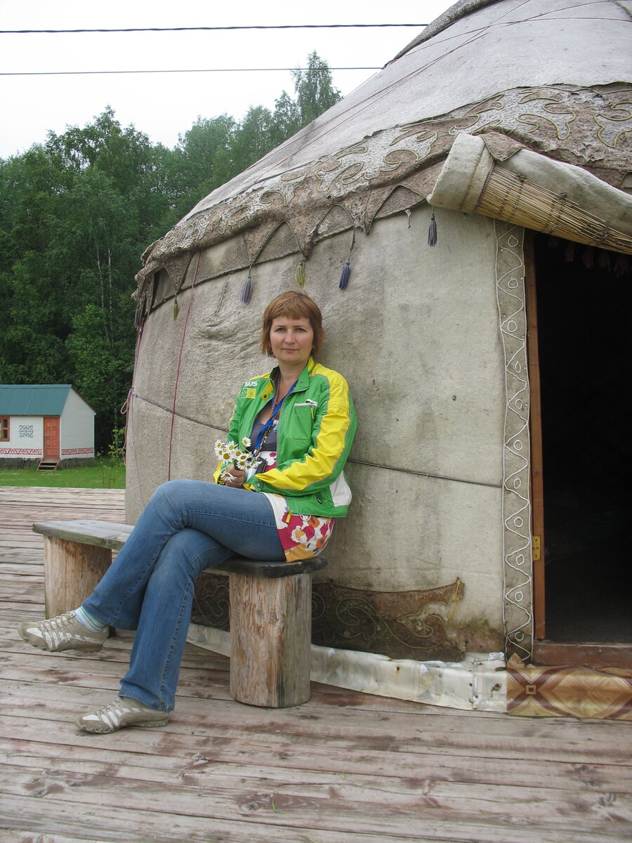 После трудового дня у входа в мой уютный домик