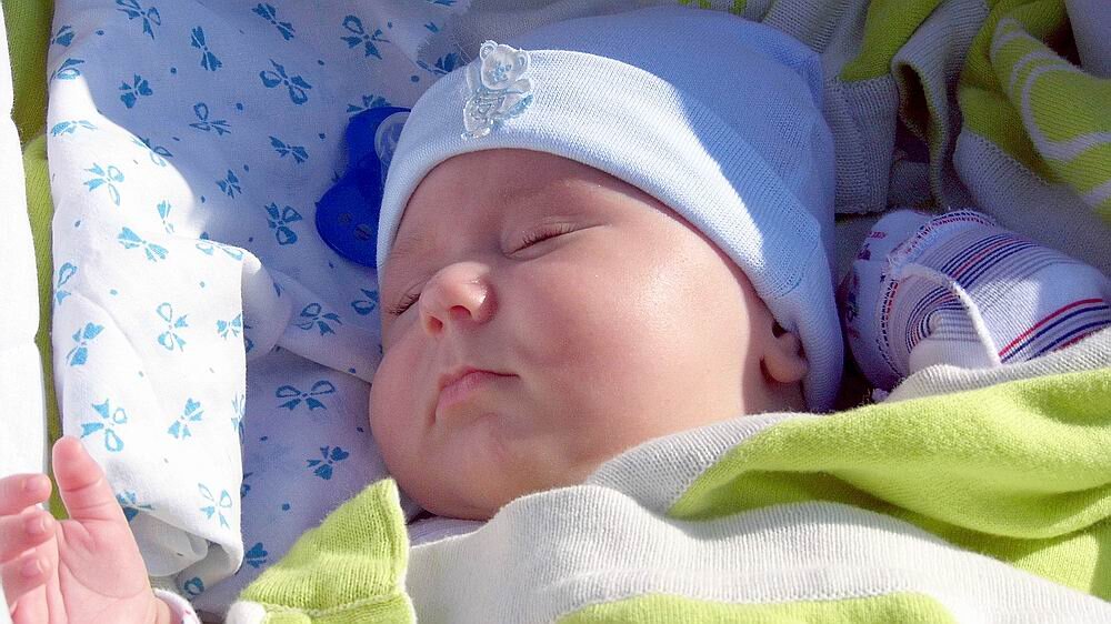 Через месяц после выписки. Здесь сыну 4 месяца. ФОТО АВТОРА.