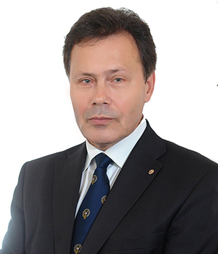 Депутат Арефьев
