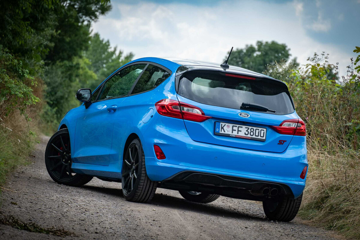 Ford Fiesta ST Edition: за задней дверью для багажа скромные 269 литров