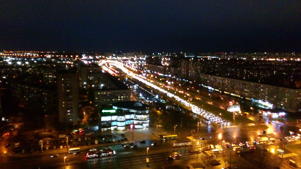 Вид из окна. Получилось не очень.