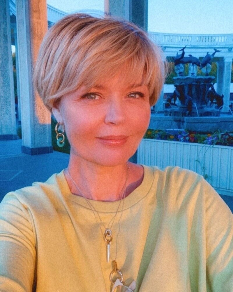 Юлия Меньшова, как одеваются женщины 50+