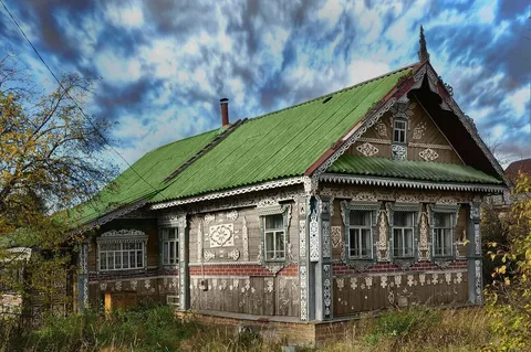 Старый деревенский дом: покупать или нет?