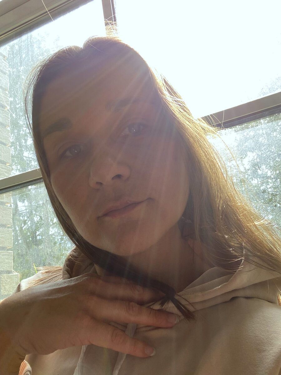 Юля. Автопортрет в начале пути