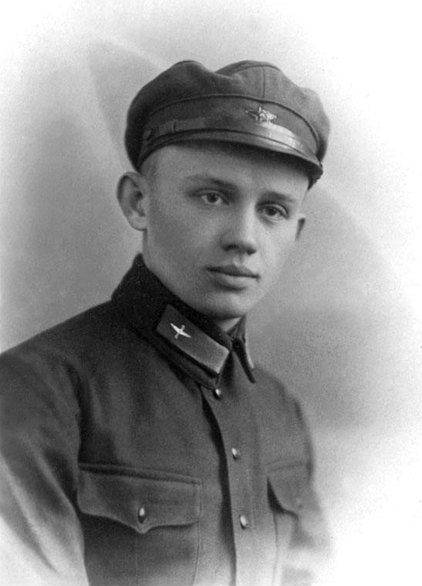 Яков Антонов (1908-1942)