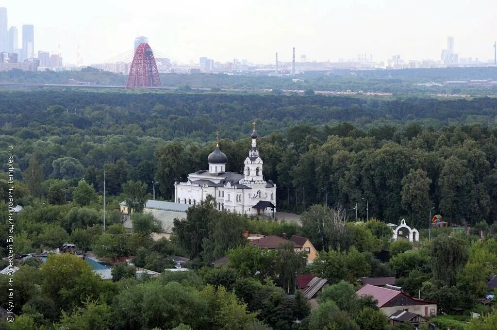 Церковь Троицы Живоначальной в Троице Лыково