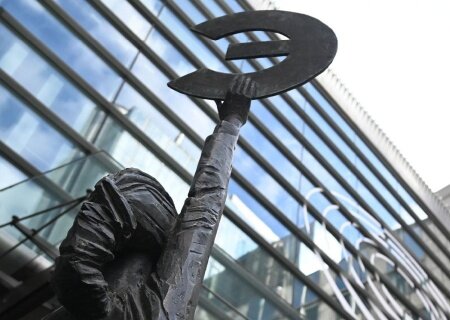    Еврочиновники вводят санкции против россиян на основе данных из «Википедии»