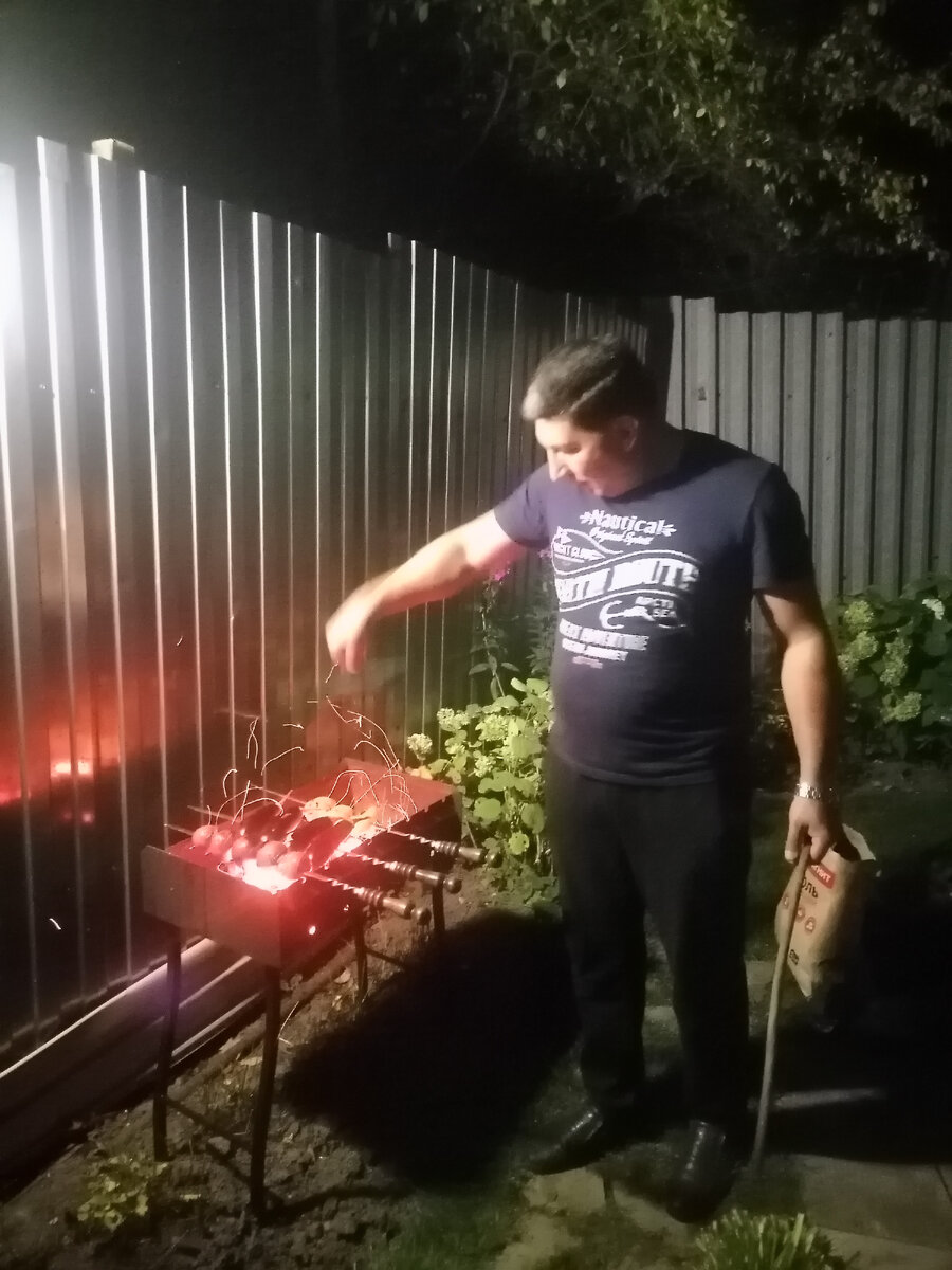 Армянский шашлык - это отдельный вид искусства)) 