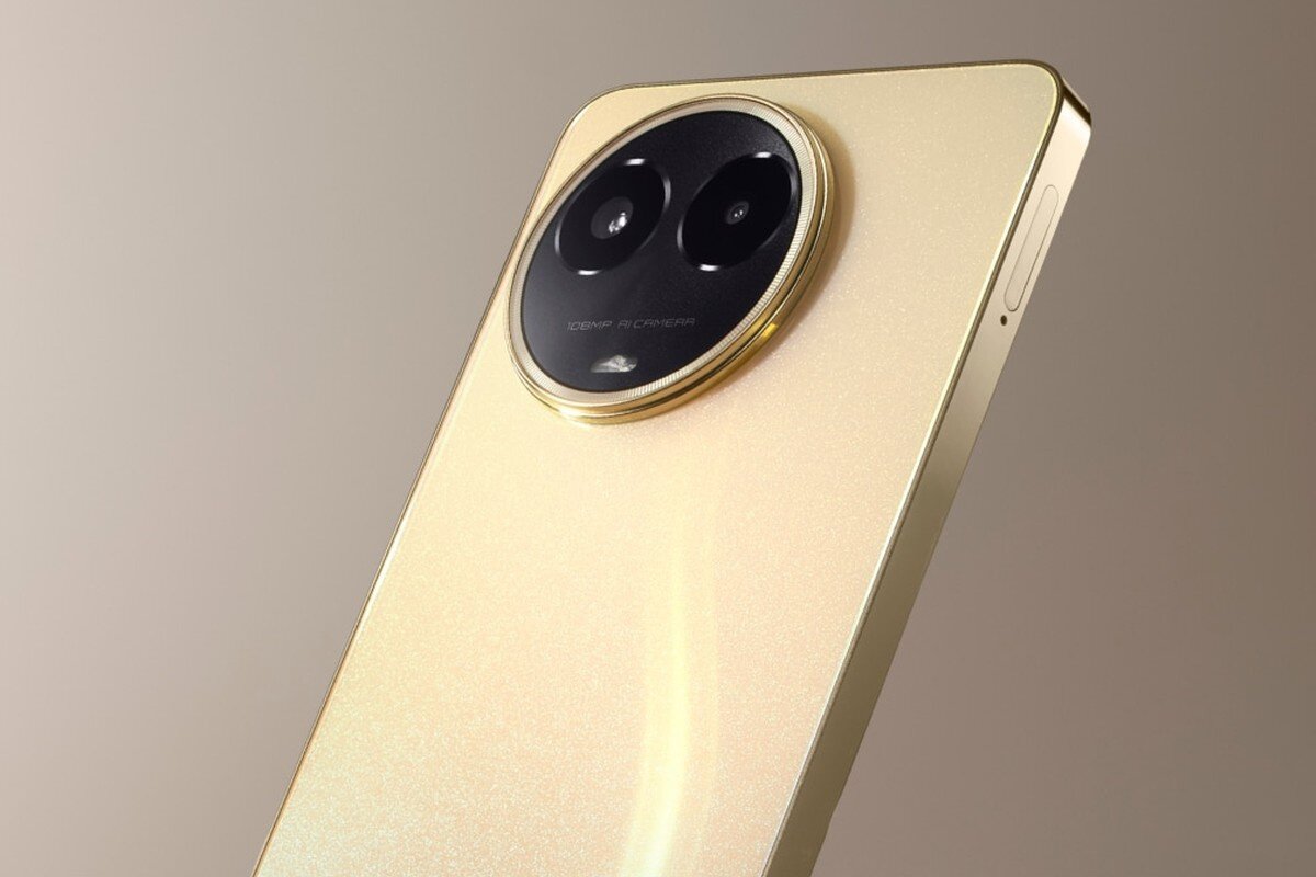    В исполнении под золото Realme 11 5G смотрится очень богато и выразительно. Фото: telepolis.pl