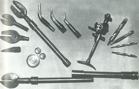 Орудия взлома "шниферов" - синоним "медвежатников". "Шнифера"-"килечники" название происходит от сходства вскрытого сейфа и консервной банки с килькой. 1924 г