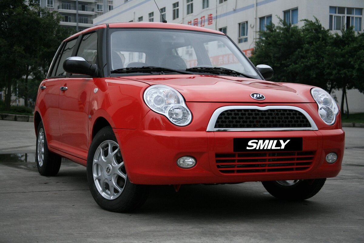 Самый дешевый китай. Lifan Smily i. Lifan Smily 2014. Машина Lifan Smily. Китайский мини Купер Лифан Смайли.