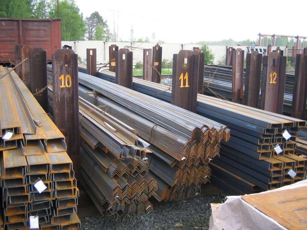 Среднесрочного и долгосрочного храненияизделий из металлов, различных заготовок изделий, прокатного металла.