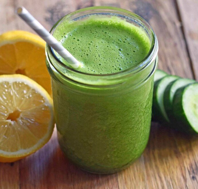 Ананасовый и имбирный смузи