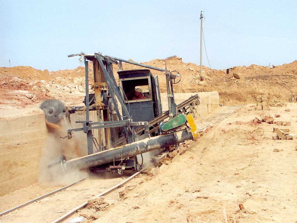 Так добывают ракушечник в Крыму