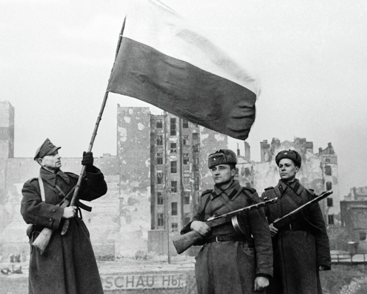 Освобождение Варшавы. Взято из открытых источников.