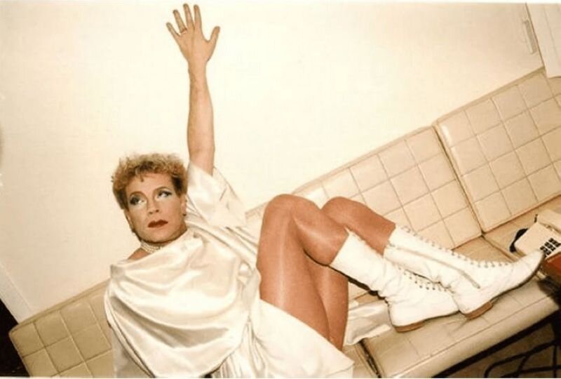 Исполнитель часто шокировал публику.