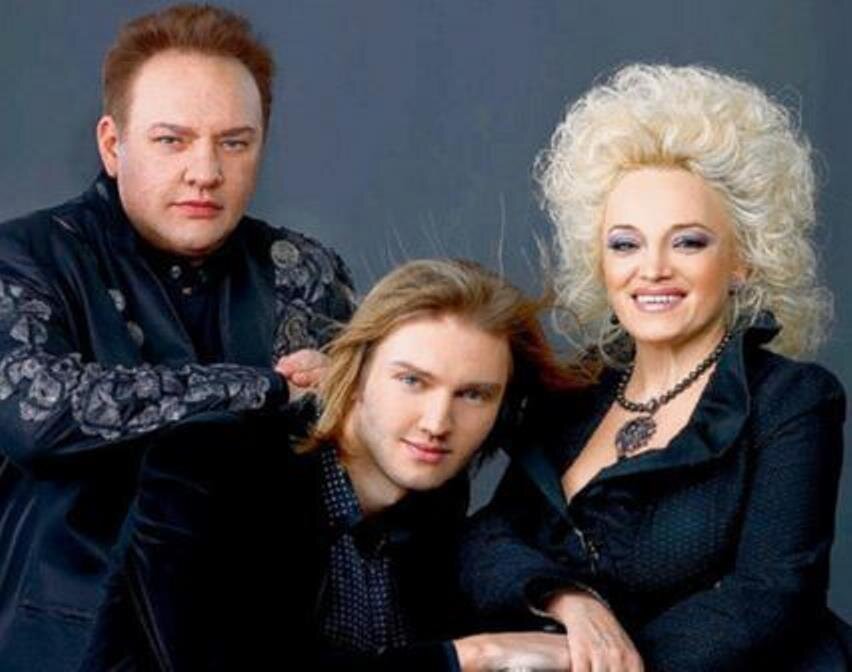 Надежда Кадышева с мужем и сыном