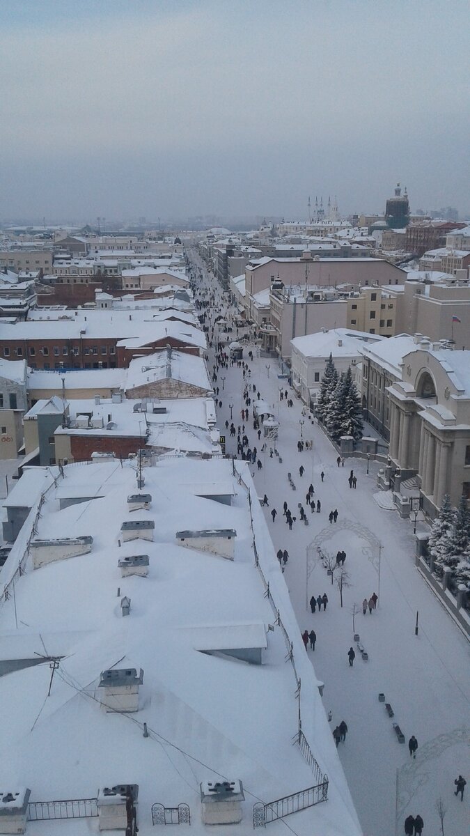 Вид сверху на ул.Баумана.