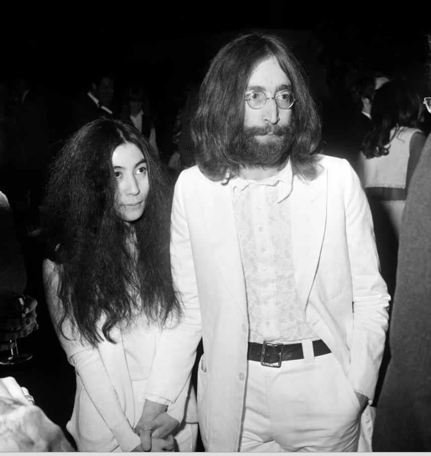 Джон Леннон и Йоко Оно в 1969 году, незадолго до Working Class Hero