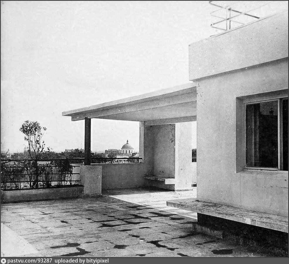 Вид с крыши дома № 21 по Малой Бронной, 1927 г. Автор: В. Владимиров. Источник: Collection Centre Canadien d'Architecture.