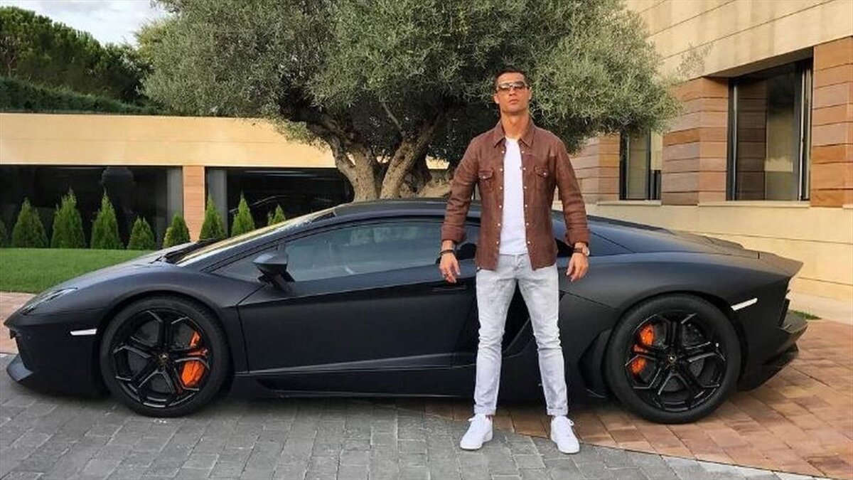 20 топовых автомобилей Cristiano Ronaldo | FEA | Дзен